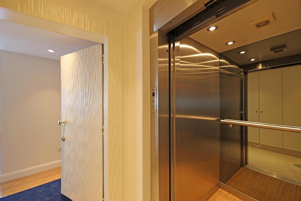 Flh Porto Clerigos Luxury Apartments Экстерьер фото