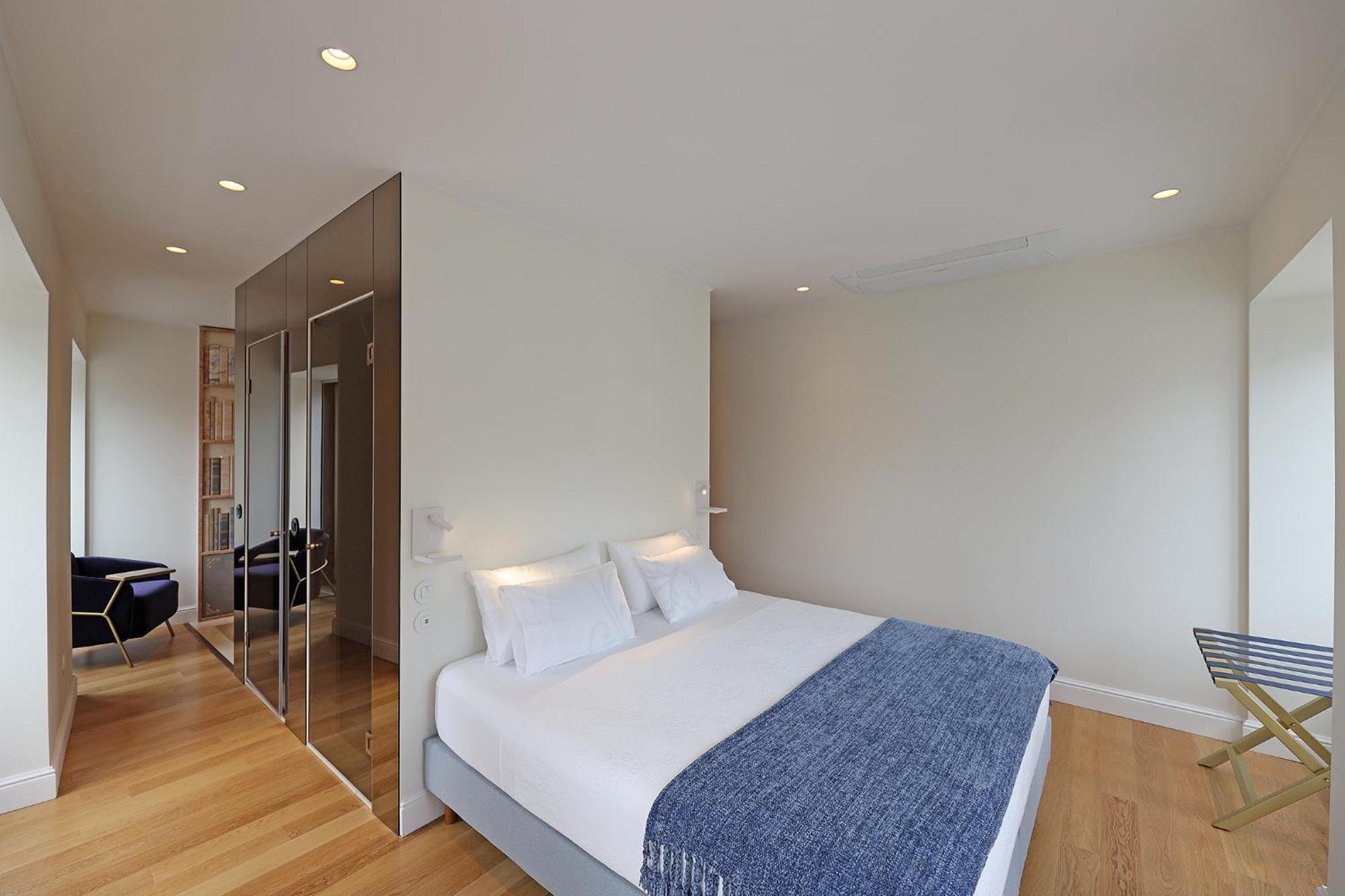 Flh Porto Clerigos Luxury Apartments Экстерьер фото